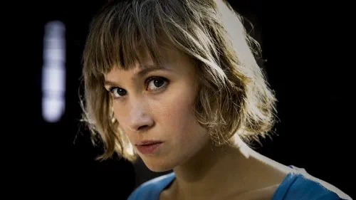 Privatdetektivin Doro Decker (Alina Levshin). Copyright: ZDF / Sofie Silbermann